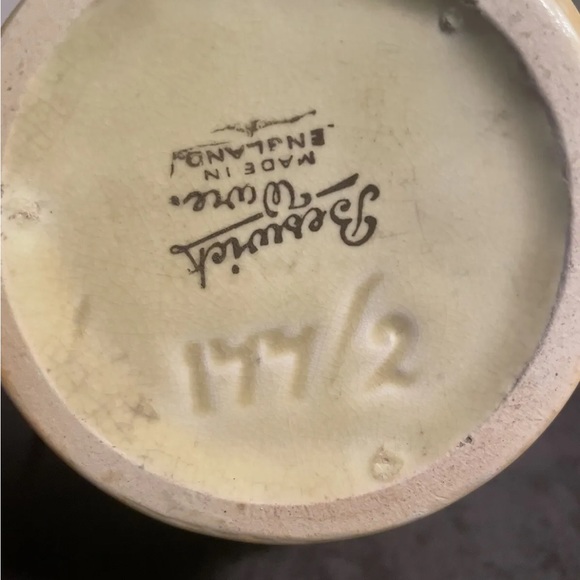 Vintage Beswick Ware England Art Deco Yellow Green pitcher 9” - Picture 6 of 10